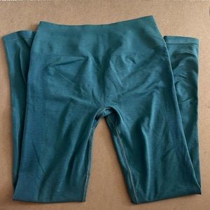 Alphalete Amplify Leggings - Pier Blue